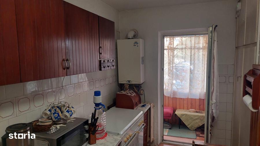 Apartament cu 3 camere decomandat în Ștrand