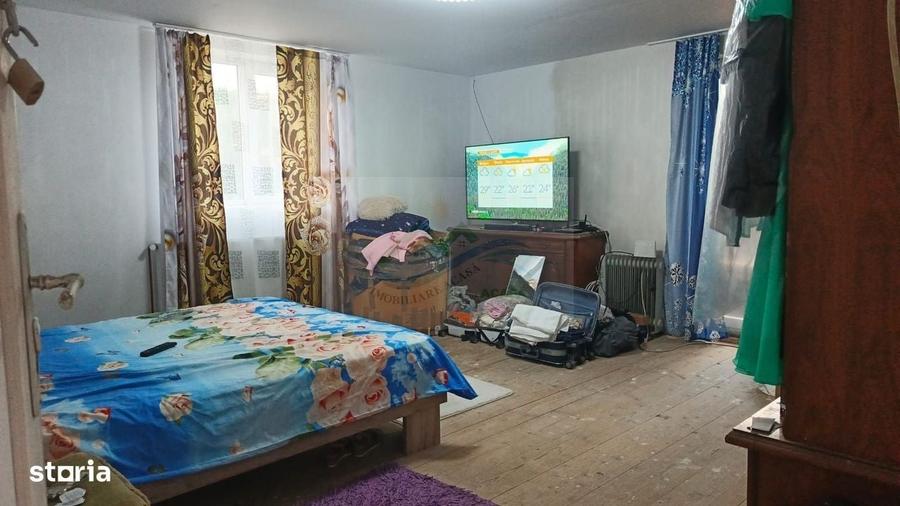Casă cu 2 camere în Berchișești