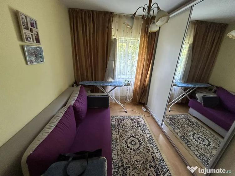 Apartament cu 3 camere decomandat în Dacia