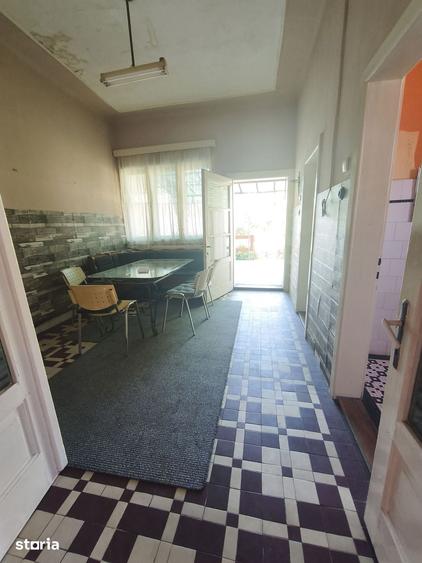 Casă cu 2 camere cu Teren 400 Mp în Libertății