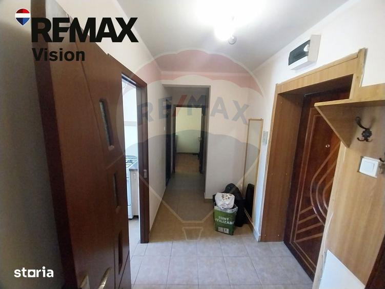 Apartament cu 2 camere decomandat, mobilat în Calea București