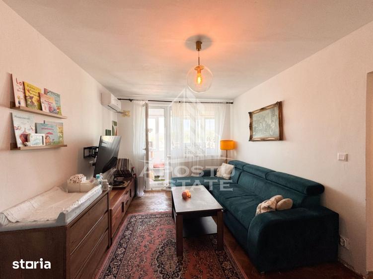 Apartament cu 2 camere semidecomandat în Central