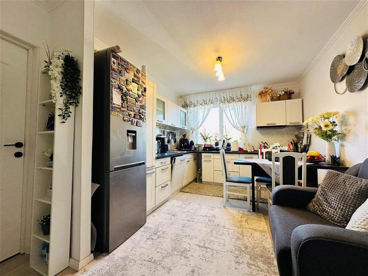 Apartament cu 2 camere decomandat în Iosia