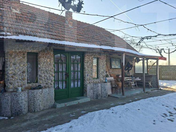 Casă individuală cu 4 camere cu Canalizare în Lugoj