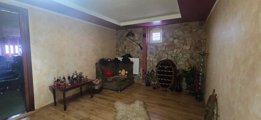 Casă cu 5 camere cu Teren 123 Mp în Coiciu