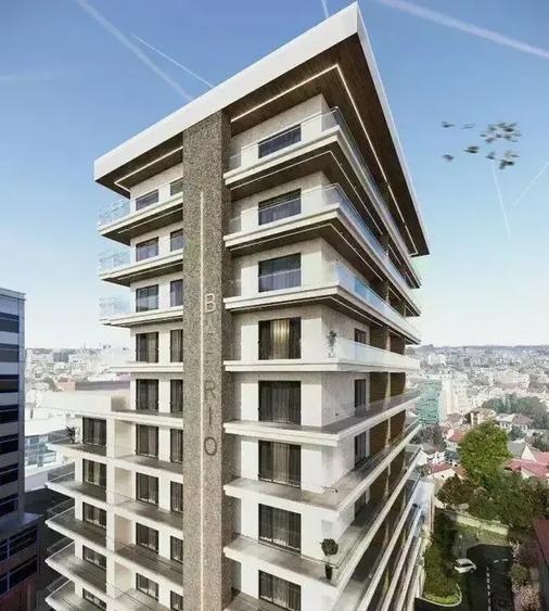 Apartament cu 4 camere semidecomandat în Unirii
