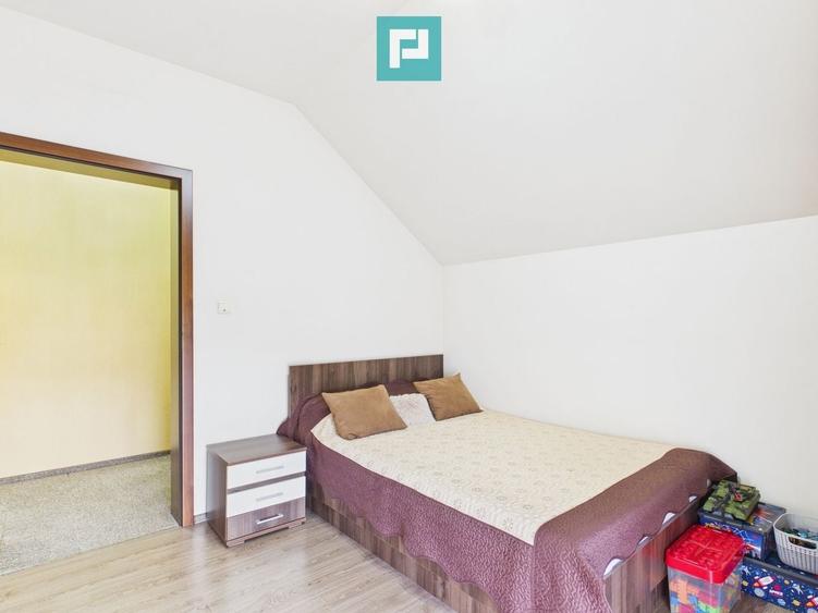 Casă individuală cu 5 camere cu Canalizare în Curtici