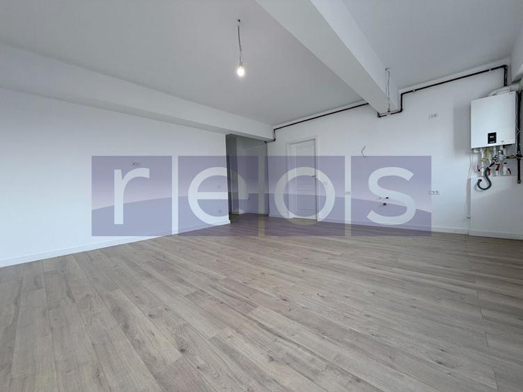 Apartament cu 3 camere decomandat în Străulești
