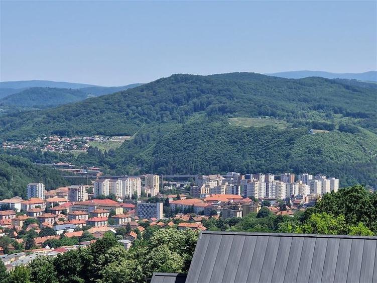 Teren Construcții intravilan de 450 mp, în Central