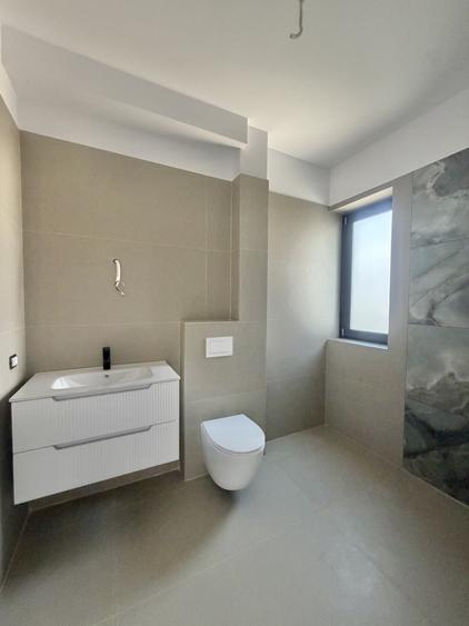 Duplex cu 4 camere cu Canalizare în Giroc