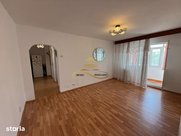 Apartament 3 camere de vanzare in Bacau - 8