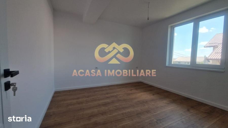 Casă cu 4 camere decomandat cu Teren 100 Mp în Valea Lupului