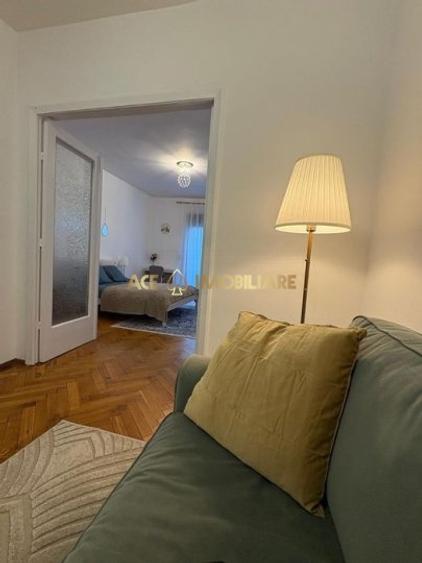 Apartament cu 2 camere decomandat, mobilat în Ultracentral