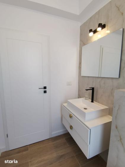 Casă cu 5 camere cu Teren 600 Mp în Moara Vlăsiei