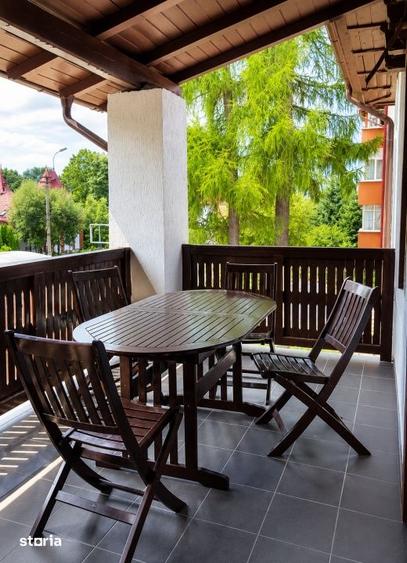 Casă cu Teren 900 Mp în Central