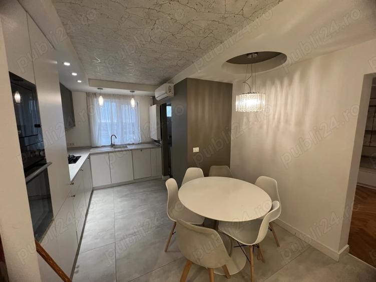 Apartament cu 3 camere semidecomandat în Semicentral