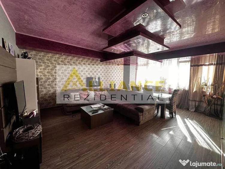 Apartament cu 3 camere decomandat în Berceni