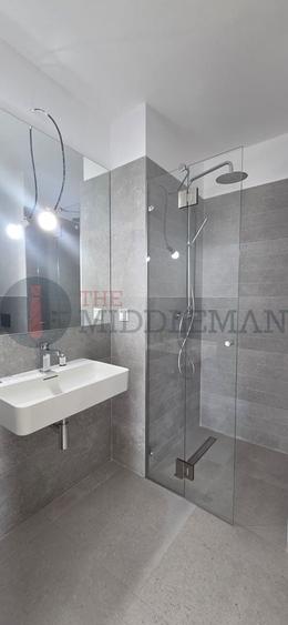Apartament cu 3 camere decomandat în Floreasca
