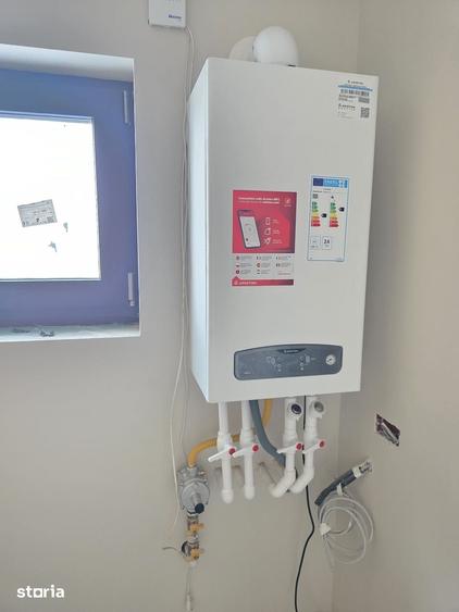 Casă cu 4 camere cu Teren 500 Mp în Central