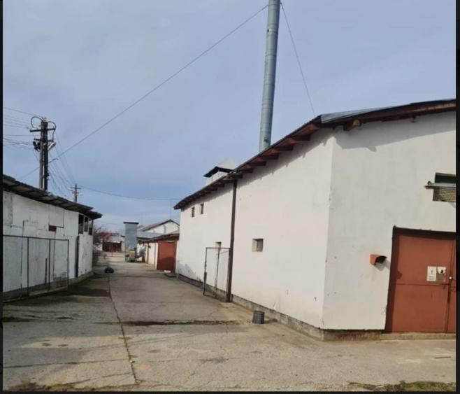 Spațiu industrial, de 2,500 mp, în Vest