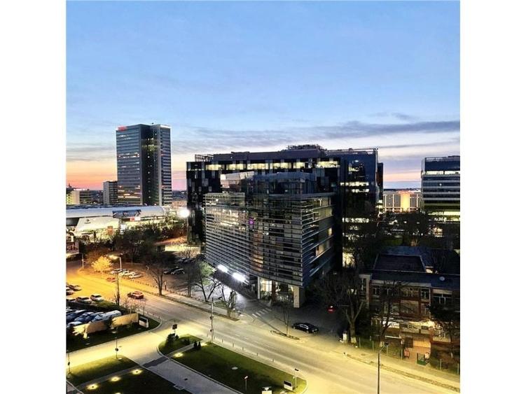 Apartament cu 3 camere decomandat, mobilat în Aviației