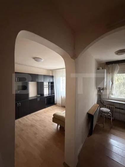 Apartament cu 2 camere semidecomandat, mobilat în Mănăștur