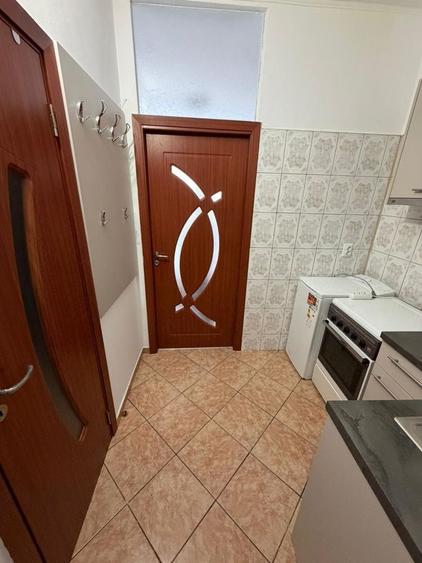 Garsonieră decomandată în Exterior Vest