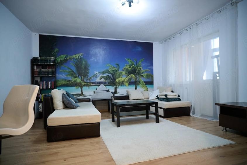Apartament cu 3 camere decomandat în Micro 5