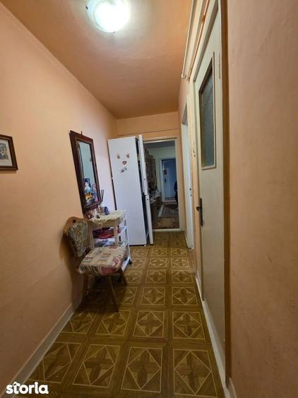 2 camere, str. Smirodava, 50 mp, bucatarie mare, 2 debarale - 6