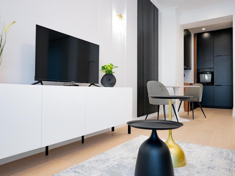Apartament cu 2 camere decomandat în Aviației