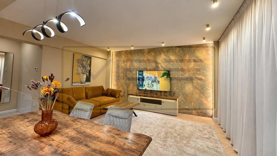 Apartament cu 2 camere semidecomandat, mobilat în Copou