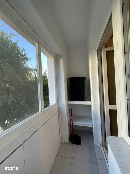 Garsonieră decomandată în Valea Aurie