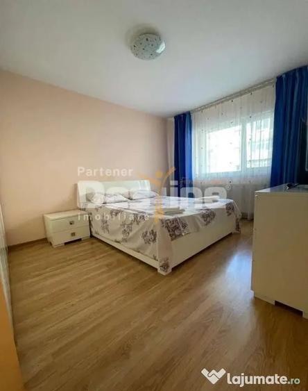 Apartament cu 2 camere decomandat în Tractorul