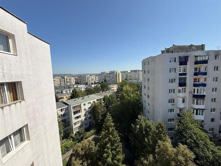 Apartament cu 4 camere decomandat în Mănăștur