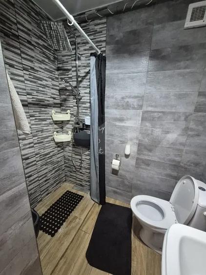 Apartament cu 2 camere semidecomandat, mobilat în Florești