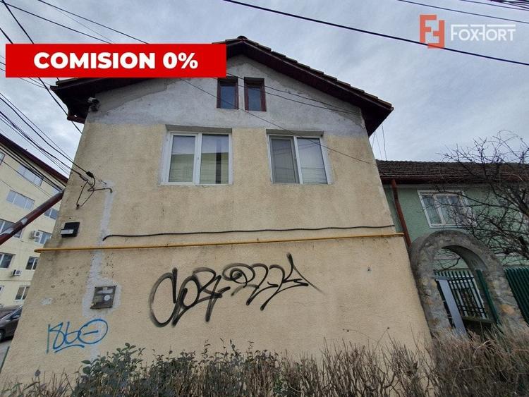 Birou, de 52 mp, în Complex Studențesc