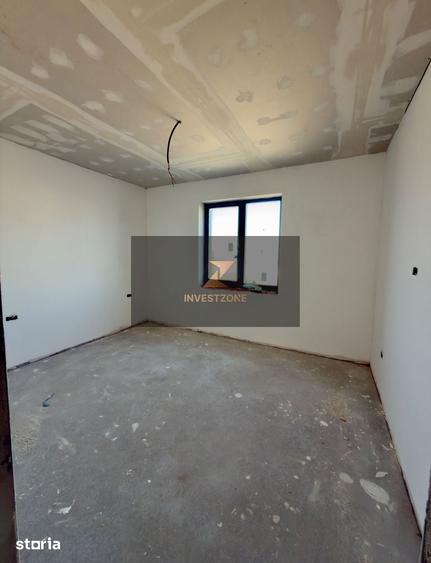 Casă cu 4 camere cu Teren 430 Mp în Biharia