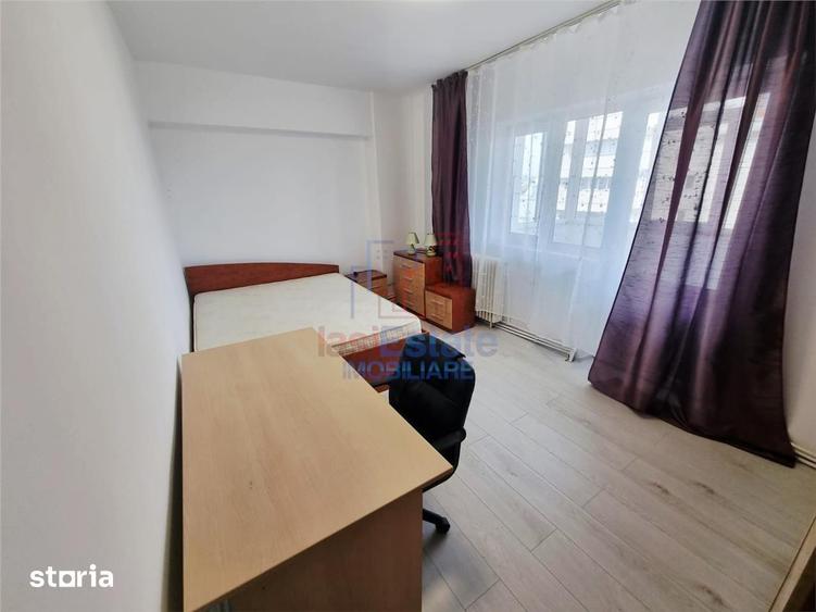 Apartament cu 3 camere decomandat în Central