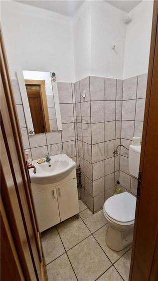 Apartament cu 3 camere decomandat în Soarelui
