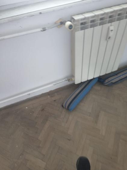 Apartament cu 3 camere semidecomandat în Tomis I