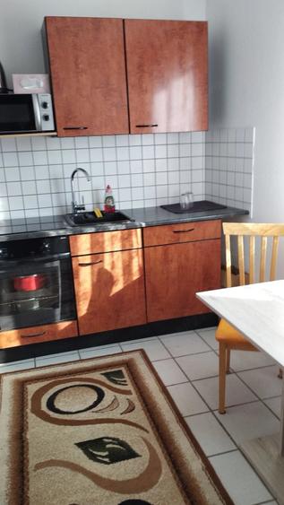 Apartament cu 2 camere decomandat în Exterior Vest