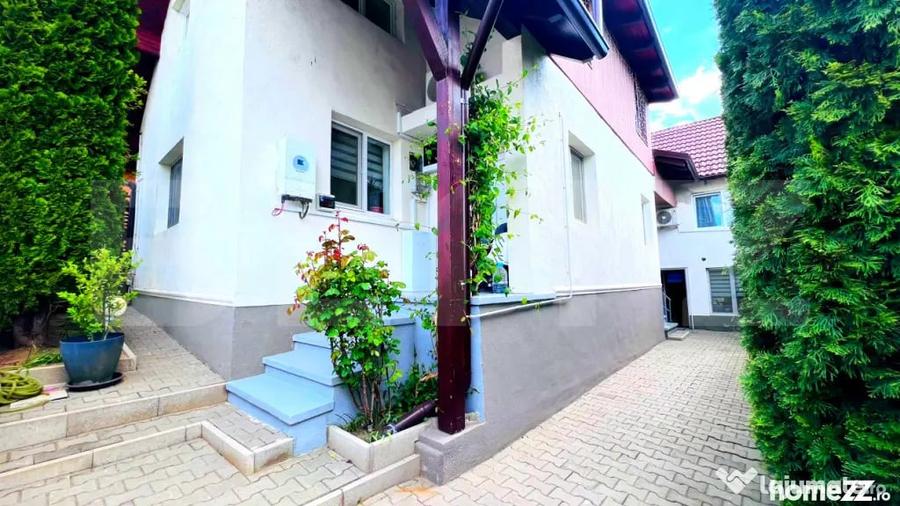 Casă cu 4 camere cu Teren 270 Mp în Central