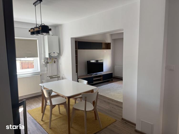 Apartament cu 3 camere în Progresul