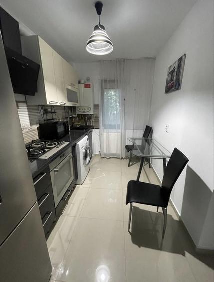 Apartament cu 2 camere decomandat în Tătărași