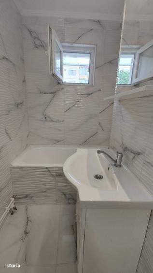 Apartament cu 2 camere decomandat în Gojdu