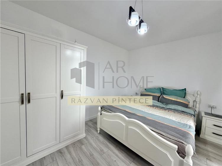 Apartament cu 3 camere decomandat în Păulești