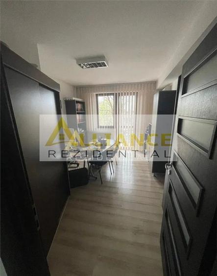Spațiu comercial, de 114 mp, în Central
