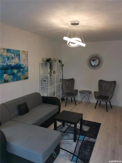 Apartament cu 2 camere decomandat în Elisabetin