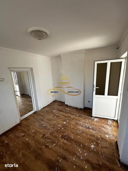 Casă cu 2 camere cu Teren 779 Mp în Tache