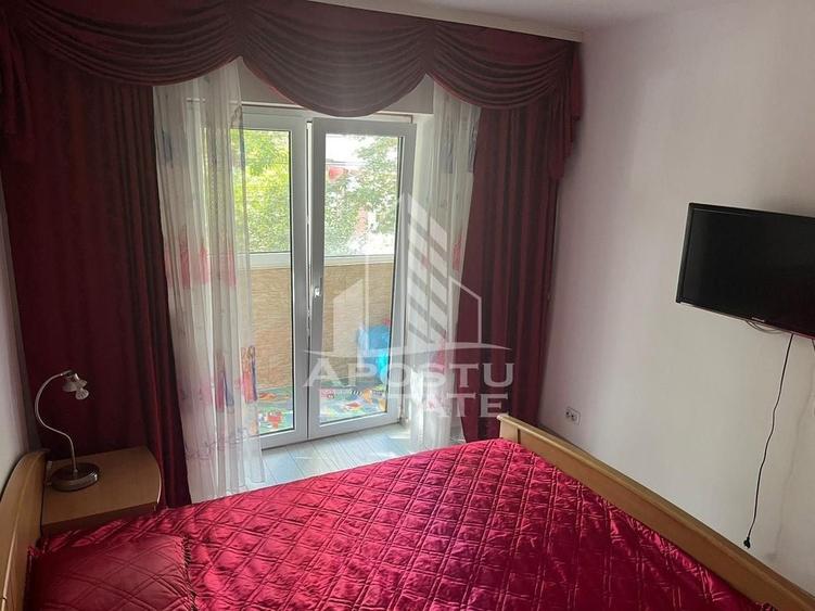 Apartament cu 3 camere decomandat în Aradului — fotografia 1
